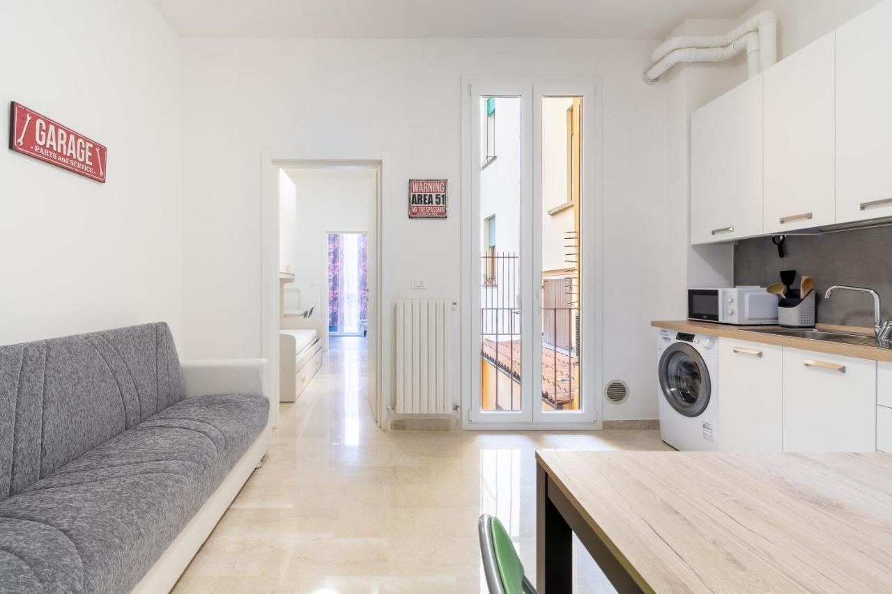 Housmart San Carlo 17 Apartment Bologna Exterior photo